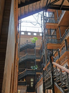 Downtown LA 7-25-09 053 enhanced