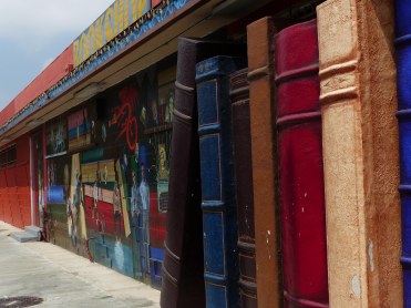 mural-series-illiad-bookstore-3